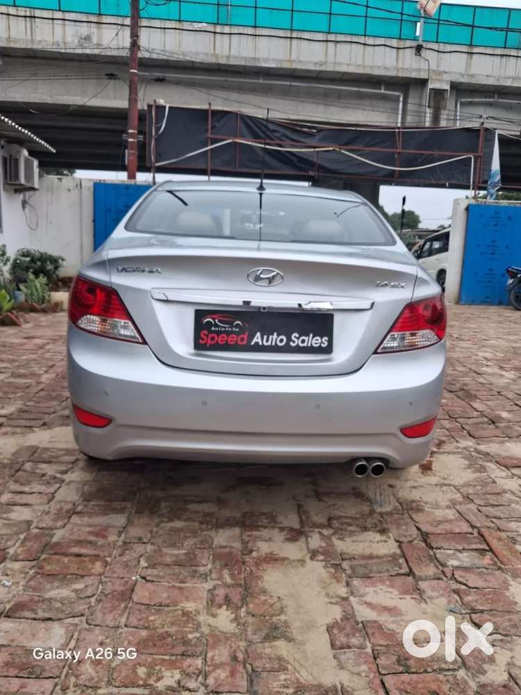 Hyundai Verna Fluidic 1.6 Vtvt Sx, 2014, Petrol