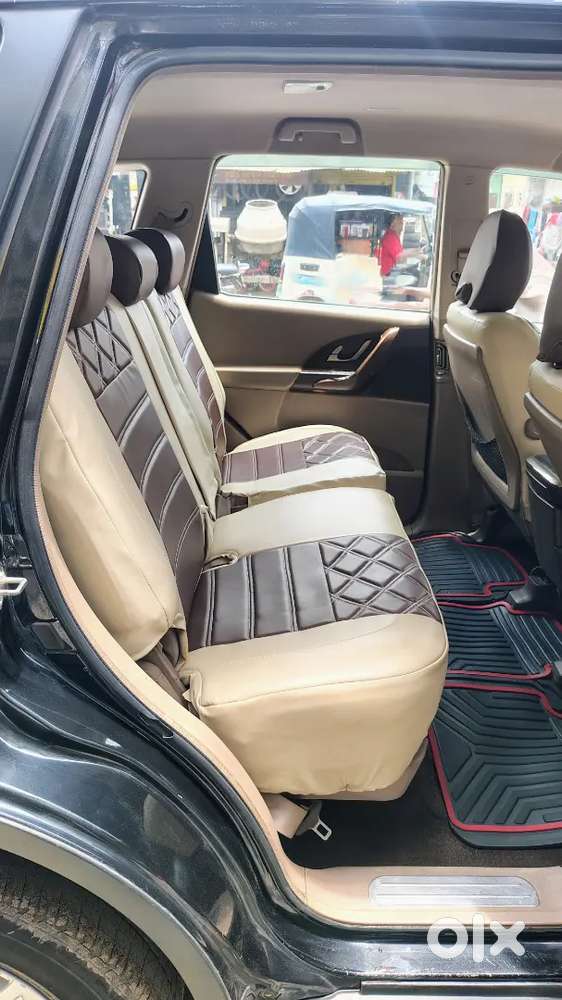 Mahindra Xuv500 2012