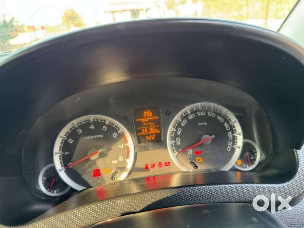 Maruti Suzuki Swift Zxi, 2014, Petrol