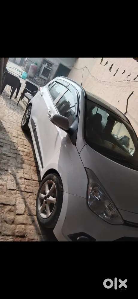 Hyundai Grand I10 2015 Diesel Well Maintained
