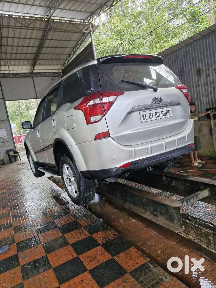 Mahindra Xuv500 W8 Converted To W11