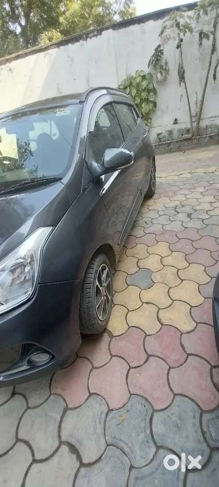 Hyundai Grand I10 2018 Petrol 74000 Km Driven