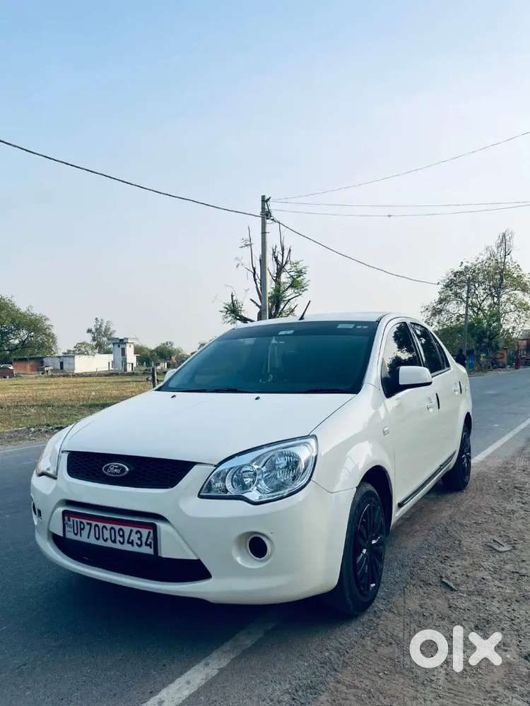 Ford Fiesta Classic 2015 Diesel 67000 Km Driven