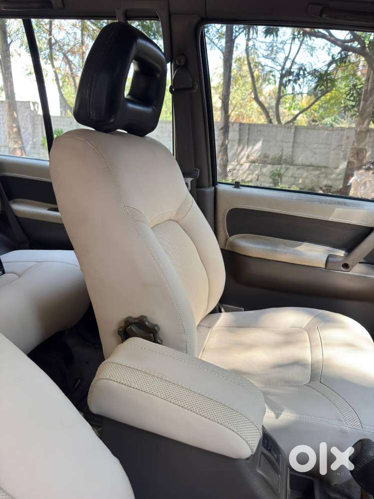 Mint Condition 1st Owner Immaculate Pajero Sfx Full Maintenaned