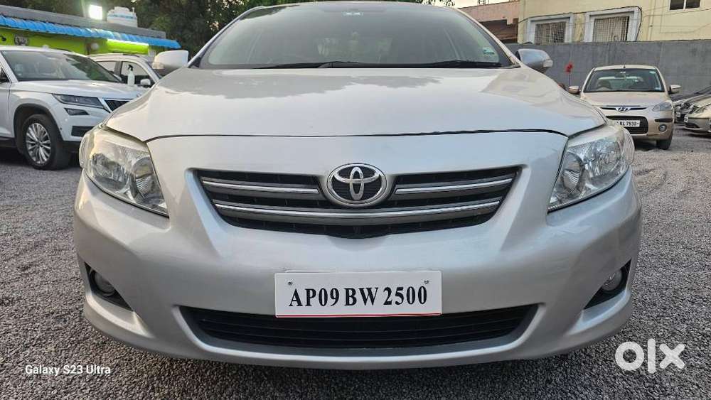 Toyota Corolla Altis 2010-2013 1.8 Js, 2010, Petrol