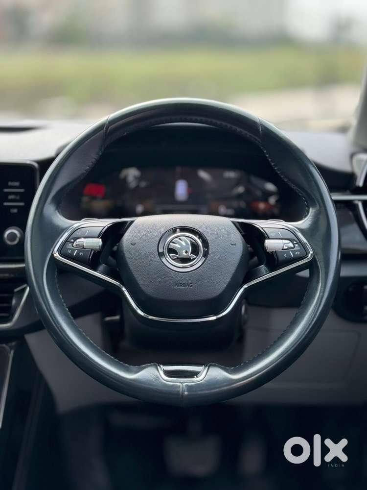 Skoda Kushaq 1.5 Tsi Style, 2023, Petrol