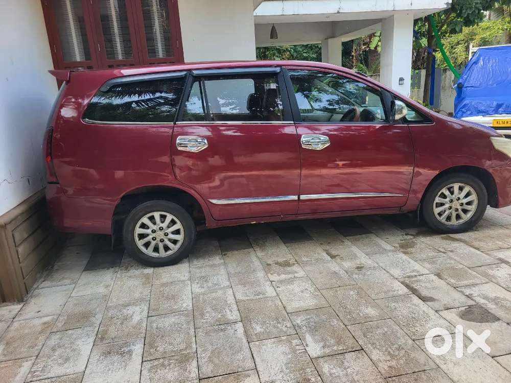Toyota Innova 2.5 7-seater 2011