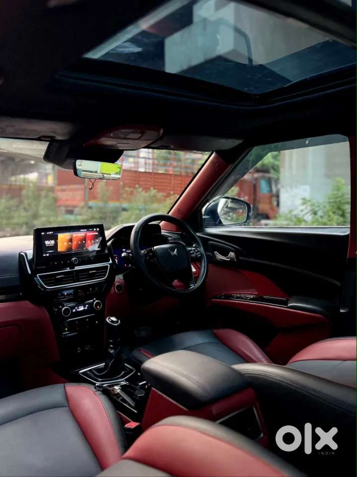 Mahindra Xuv 3xo Ax7 Diesel Mt, 2025, Diesel