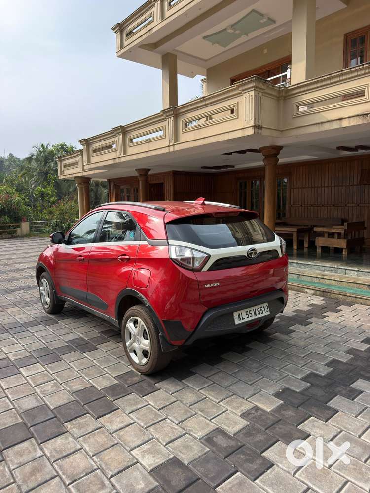 Tata Nexon 1.5 Revotorq Xt Plus, 2017, Petrol