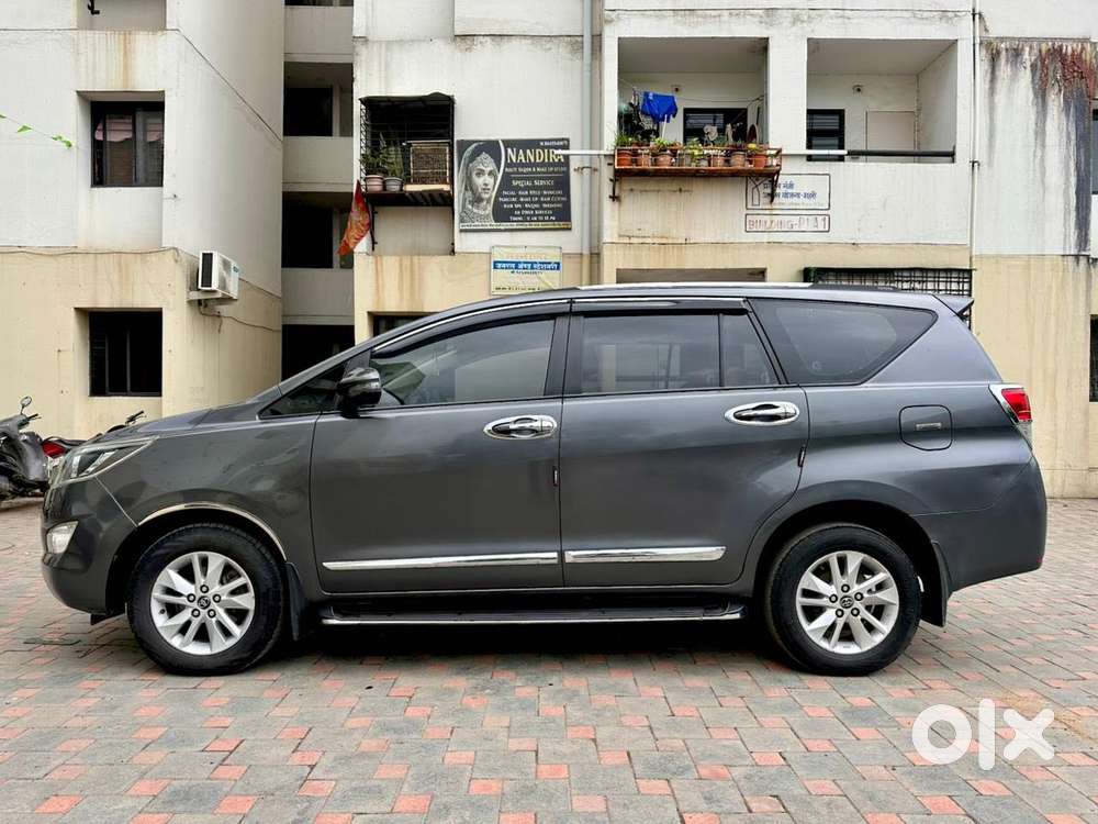 Toyota Innova Crysta 2.4 G Mt, 2019, Diesel