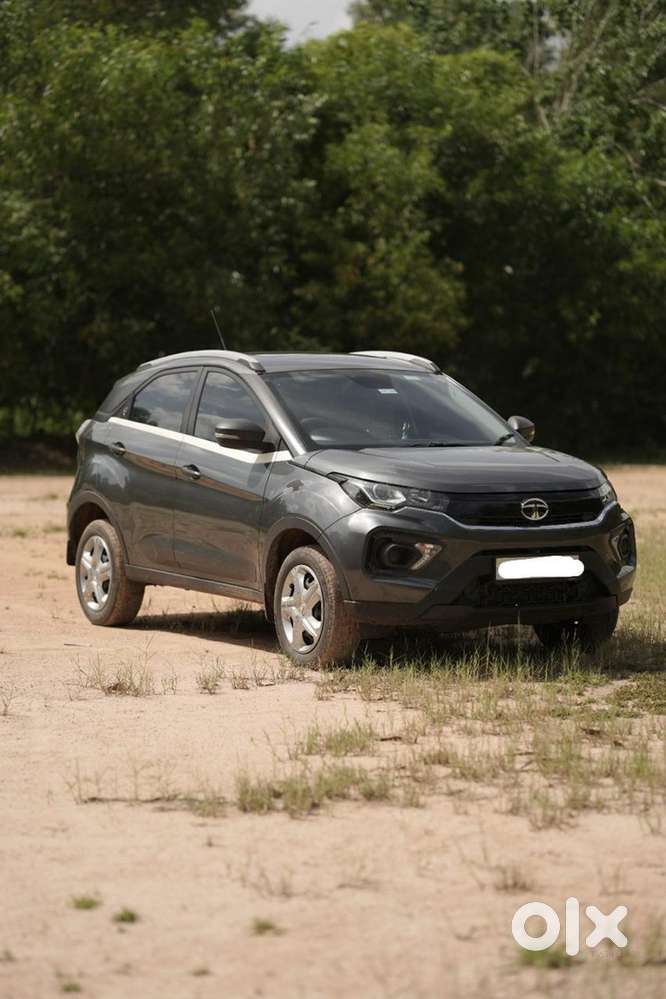 Tata Nexon Petrol 2023 December