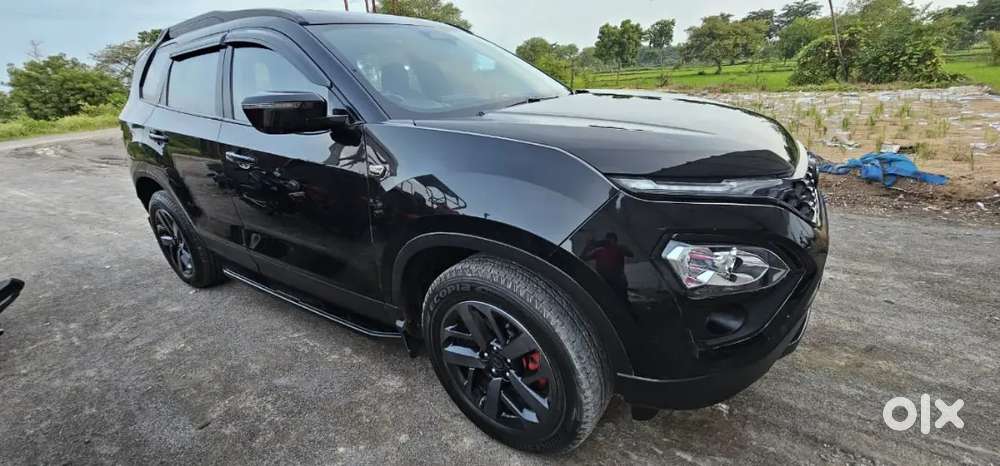 Tata Safari 2.0 2023 Dark Red