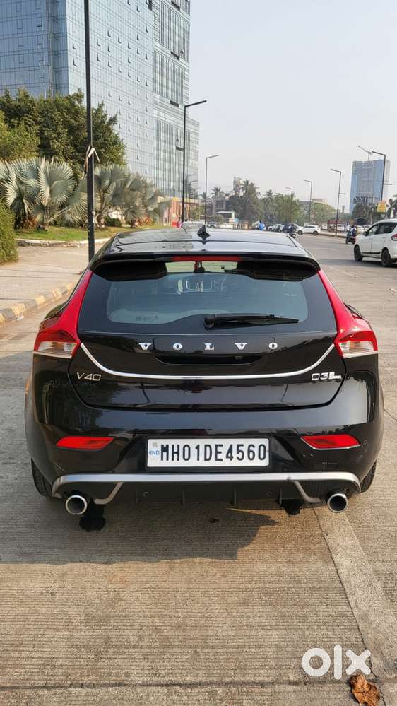 Volvo V40 D3 R Design, 2019, Diesel