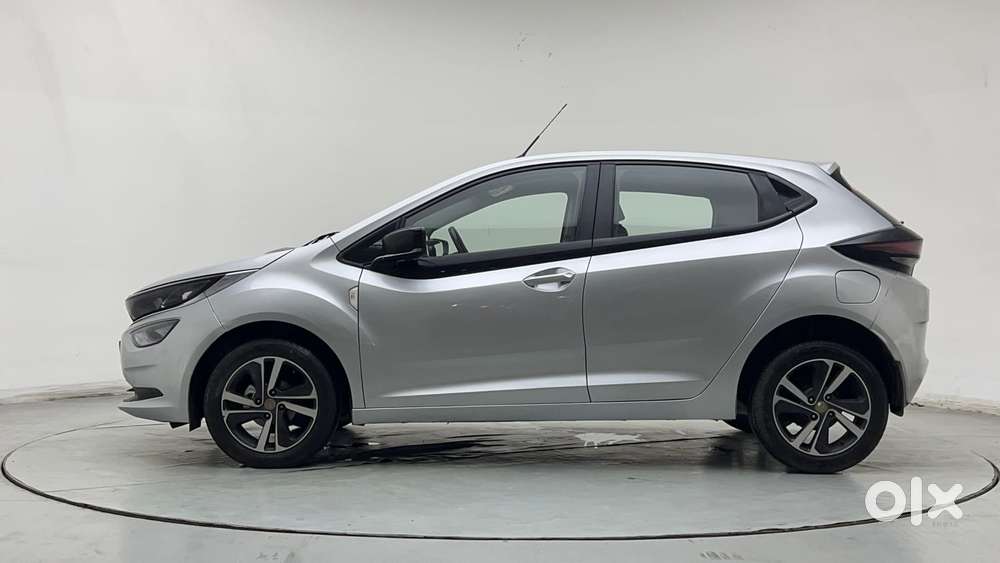 Tata Altroz Xz, 2020, Petrol