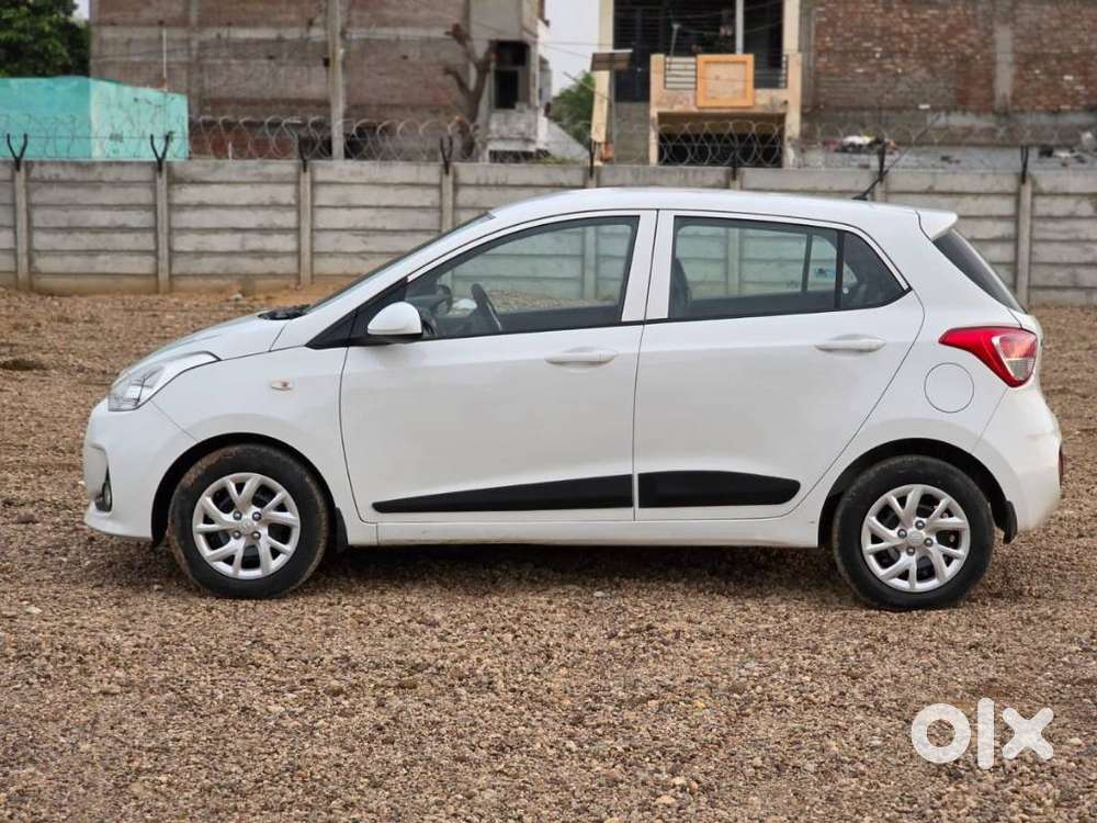 Hyundai Grand I10 Magna, 2017, Petrol