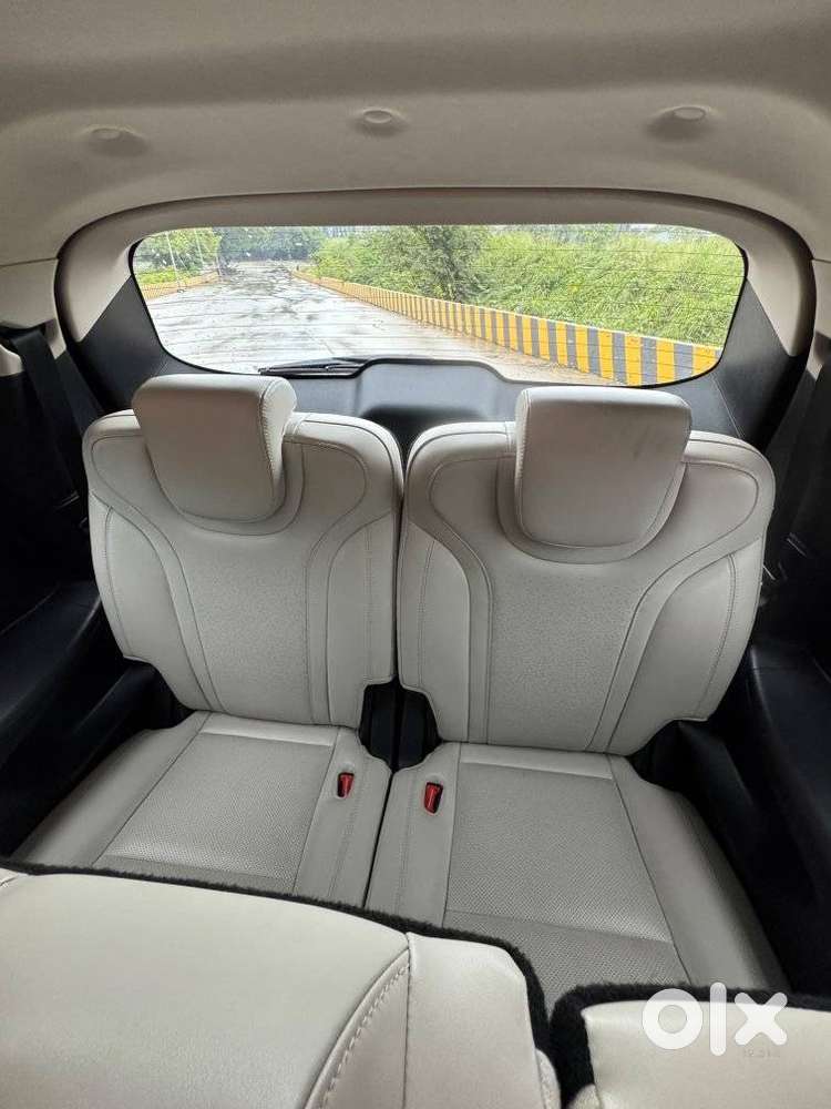 Mahindra Xuv700 2.2 Ax 7 Diesel At Str, 2023, Diesel