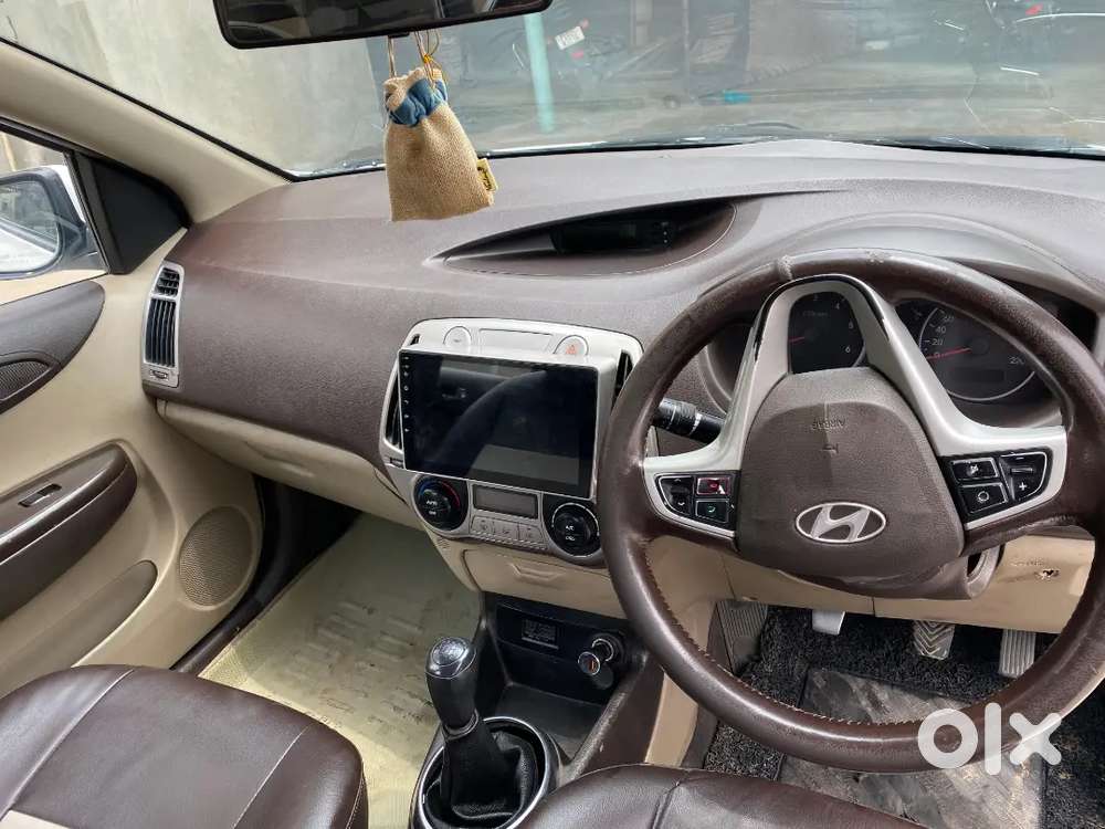 Hyundai New I20 2011 Diesel 150000 Km Driven Sports All Original