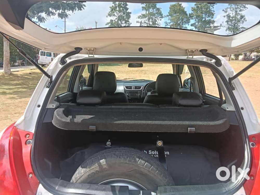 Maruti Suzuki Swift Vxi Cng, 2016, Petrol