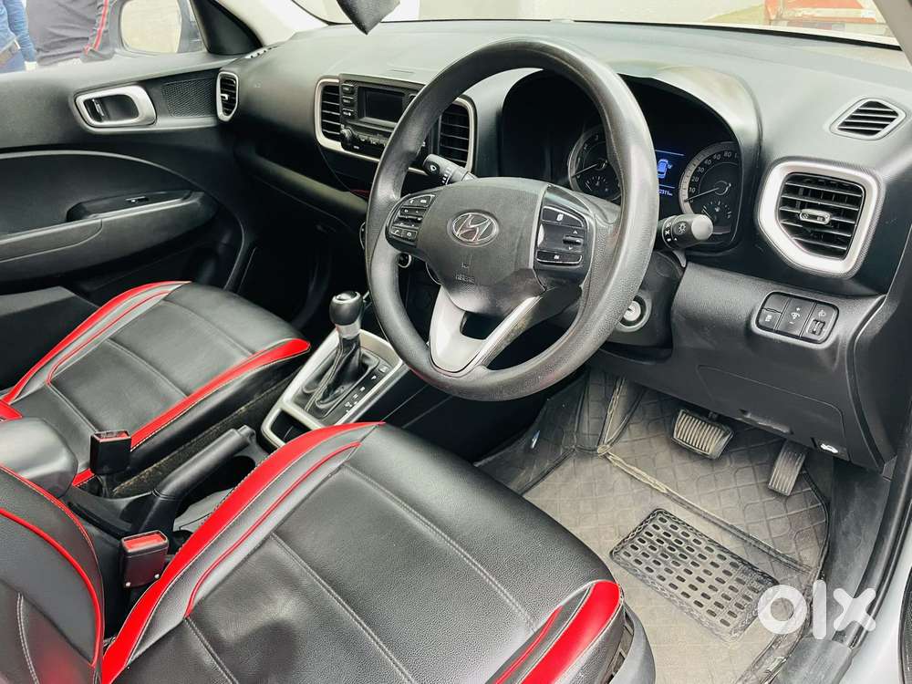 Hyundai Venue S Turbo Dct, 2019, Petrol