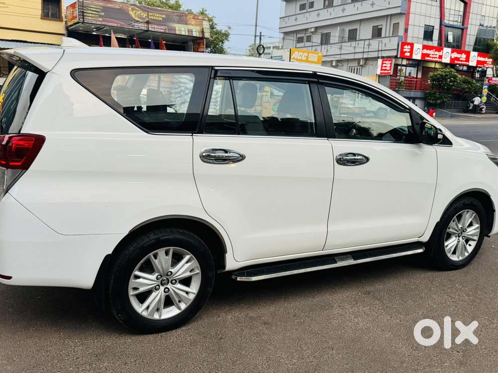 Toyota Innova Crysta 2.4 Z 7 Str, 2016, Diesel