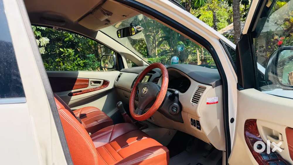 Toyota Innova 2011 Diesel Well Maintained