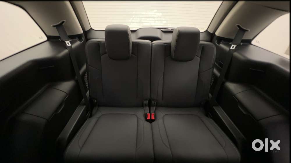 Tata Hexa 2.2 Xta 4x2 6 Str Dual Tone, 2019, Diesel