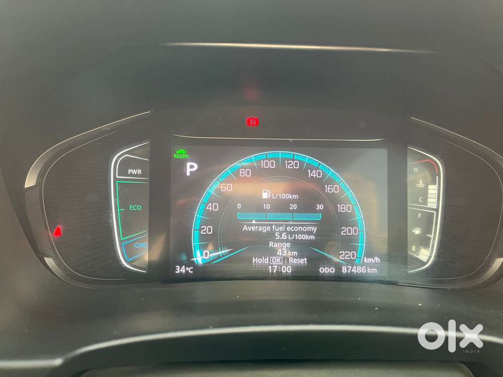 Maruti Suzuki Grand Vitara 1.5 Alpha Plus Intelligent Hybrid Ecvt, 2..