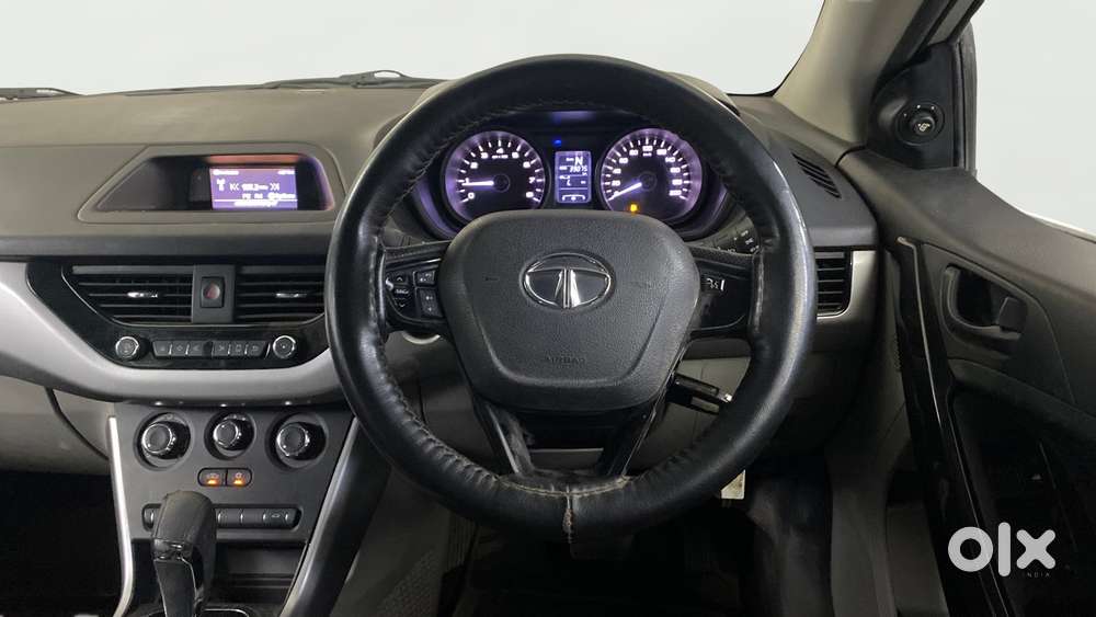 Tata Nexon 1.2 Revotron Xma, 2018, Petrol