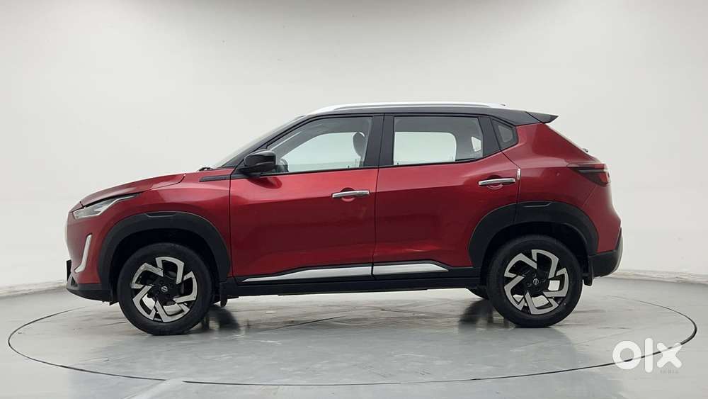Nissan Magnite 1.0 Xv Dual Tone, 2023, Petrol