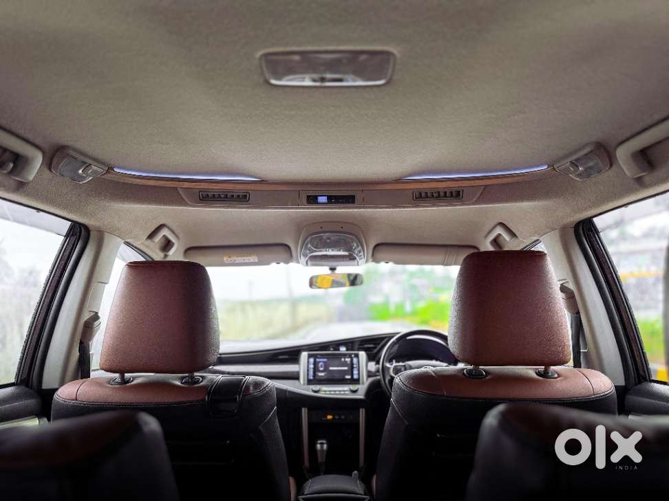 Toyota Innova Crysta 2.8 Zx At 7 Seater, 2019, Diesel
