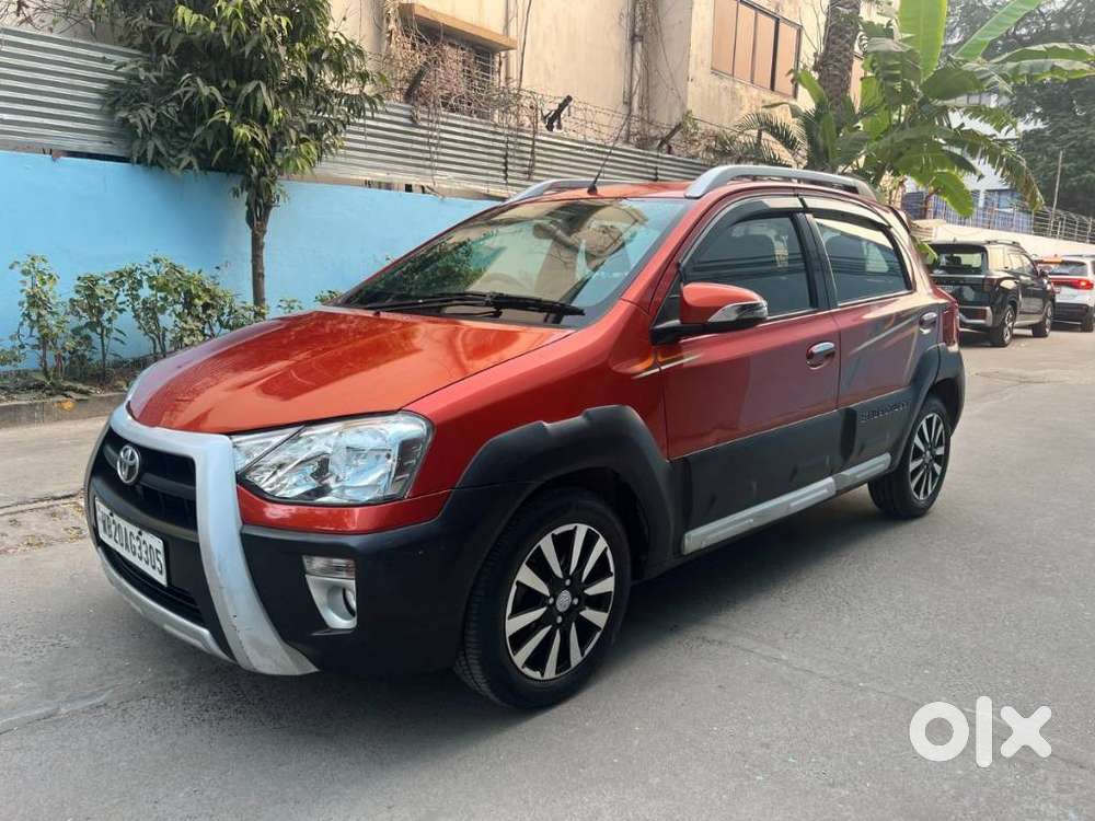 Toyota Etios Cross, 2015, Petrol