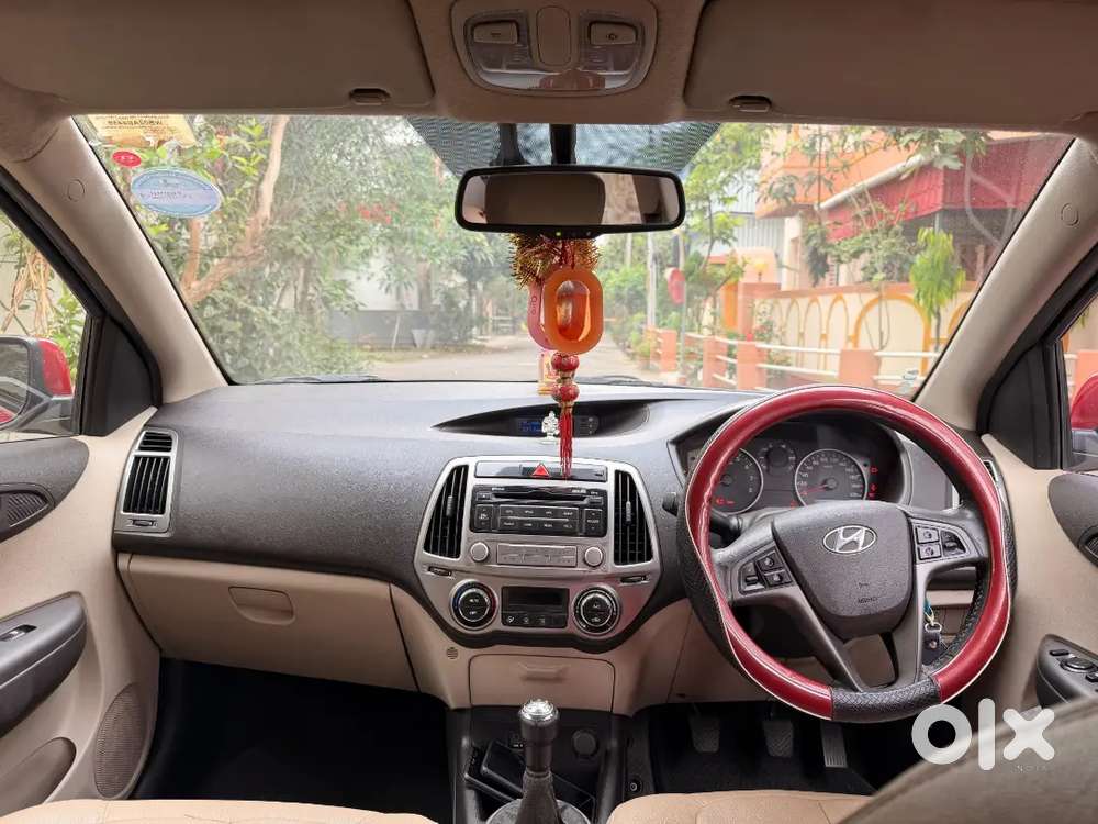 Owner Driven Hyundai I20 Sportz New Tyres & Battery