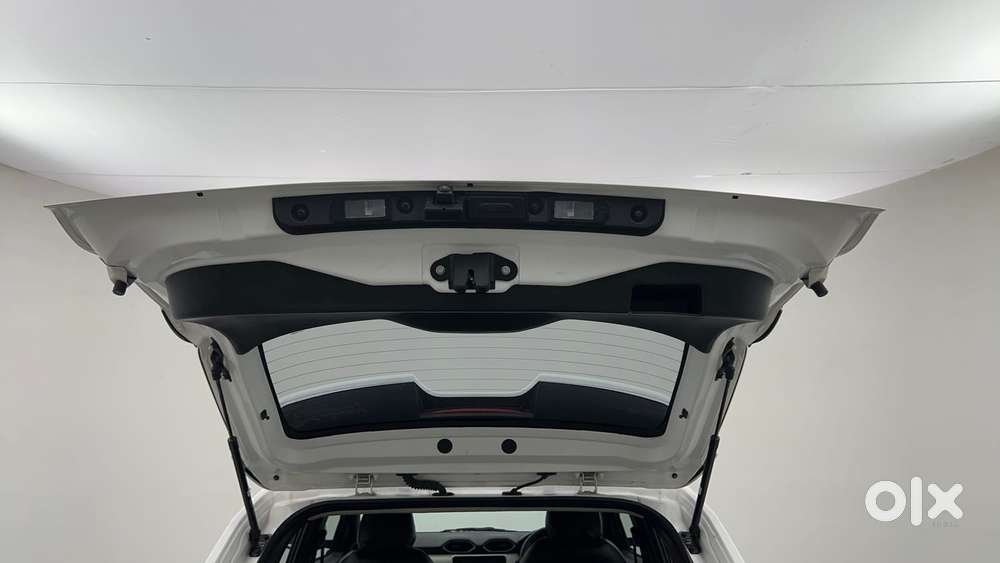 Nissan Magnite Xv Turbo, 2024, Petrol