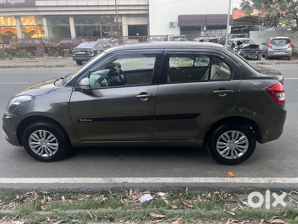 Maruti Suzuki Swift Dzire Vdi Optional, 2016, Diesel