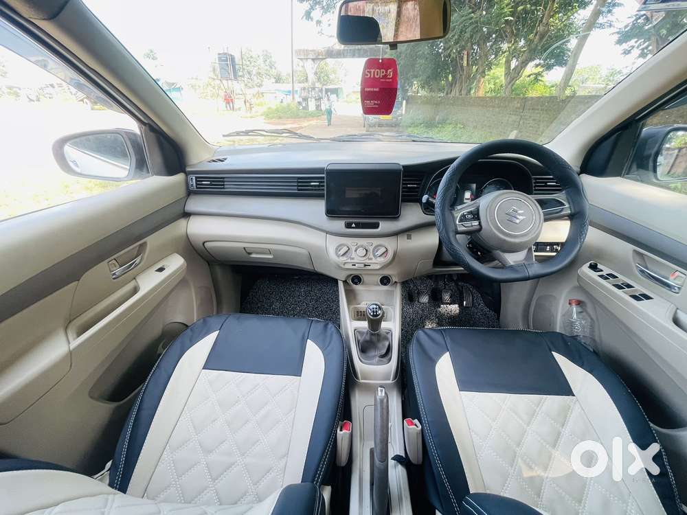 Maruti Suzuki Ertiga 1.5 Vxi, 2022, Petrol