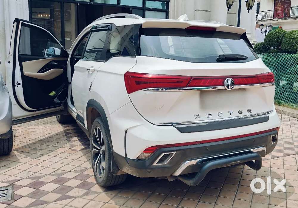 Mg Hector Smart Pro 2024 - Panoramic Sunroof, Manual, Petrol