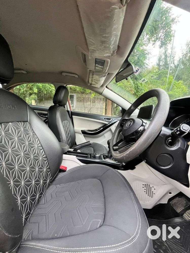 Tata Nexon, 2022, Petrol