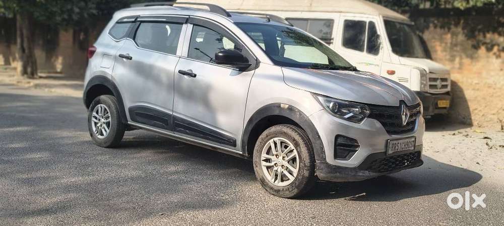 Renault Triber Rxl, 2022, Petrol