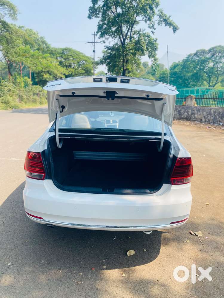 Volkswagen Vento 1.2 Tsi Highline At, 2016, Petrol