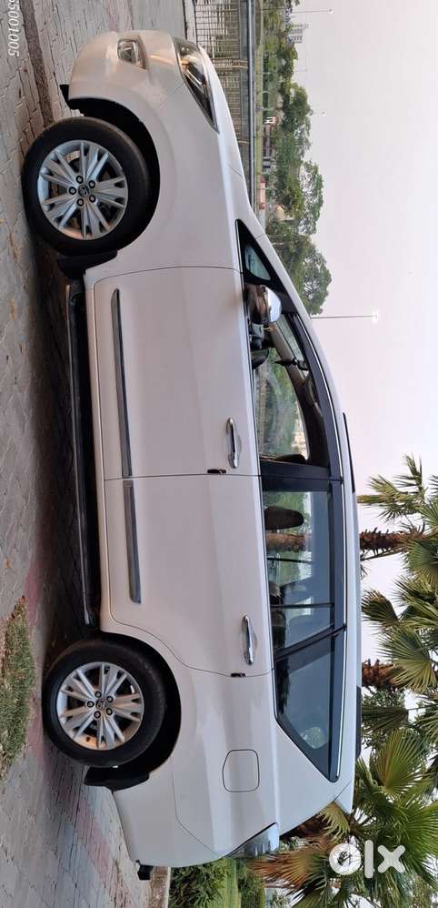 Toyota Innova Crysta 2.8 Zx At, 2019, Diesel