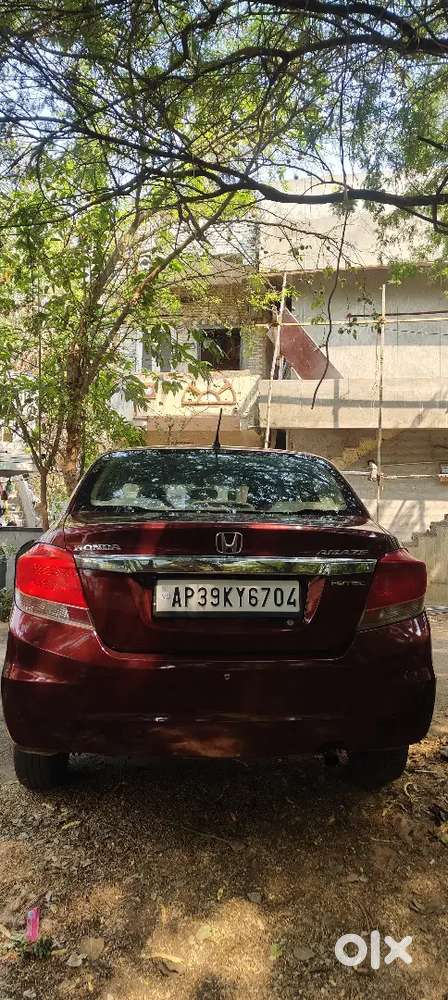 2015 December Regestered Well Maintained Honda Amaze