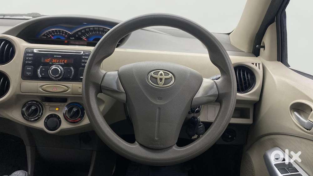 Toyota Etios Liva 2014-2016 V, 2015, Petrol