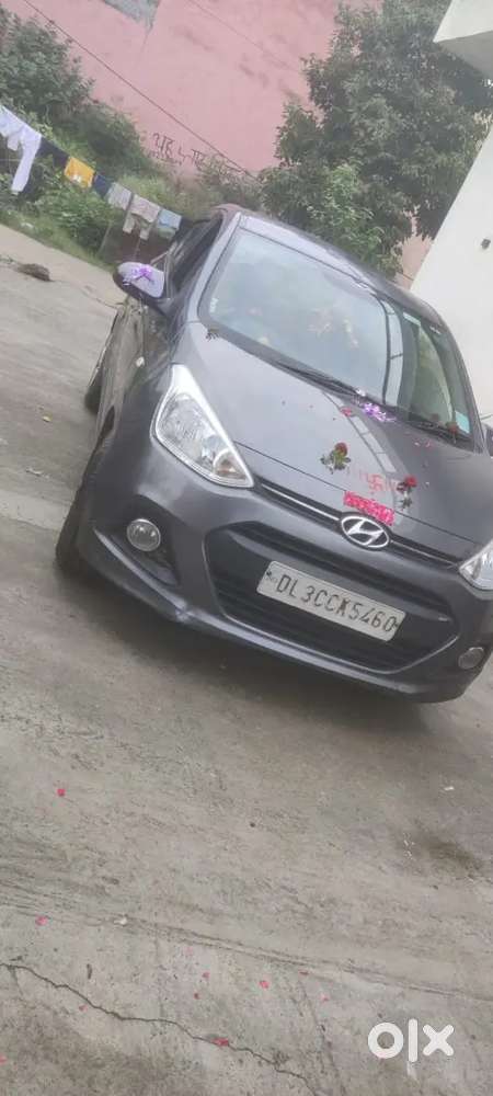 Hyundai Grand I10 Sportz 2015 2nd Urgent Sale
