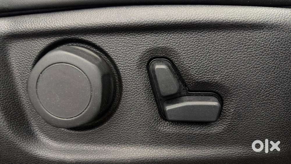 Mahindra Scorpio-n 2.0 Z8 L Petrol At 7 Str, 2024, Petrol