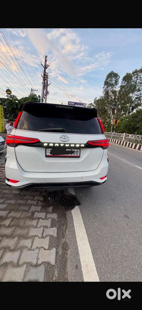 Toyota Fortuner Legender 2017 Diesel Well Maintained
