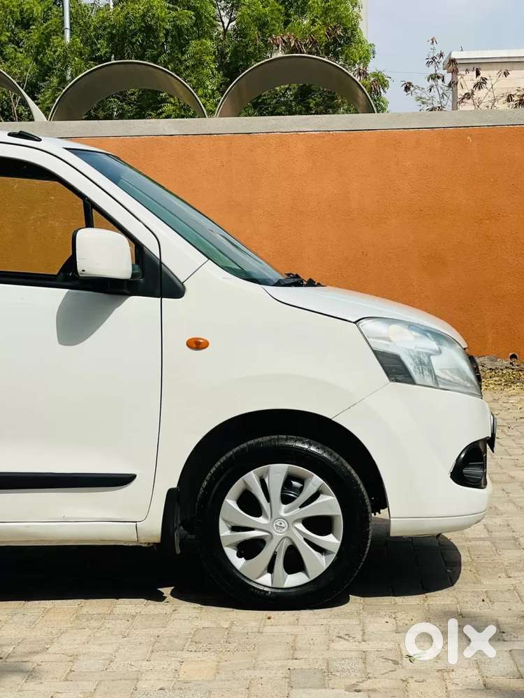 Maruti Suzuki Wagon R Vxi, 2011, Petrol