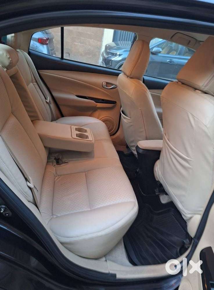 Toyota Yaris G Cvt, 2018, Petrol