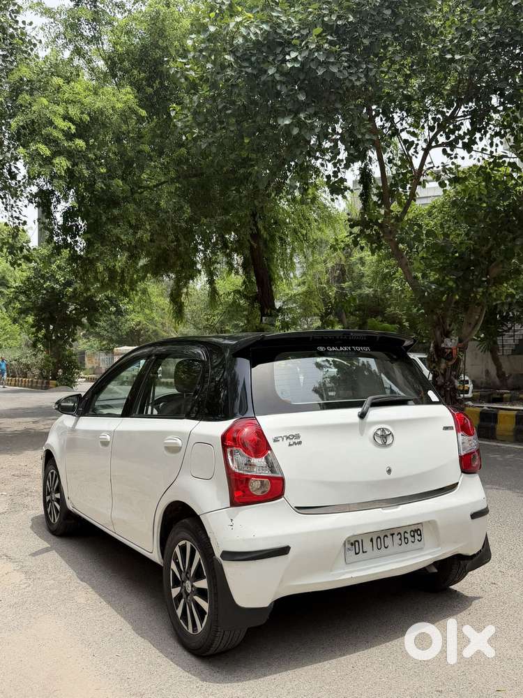 Toyota Etios Liva 1.2 Vx, 2016, Petrol