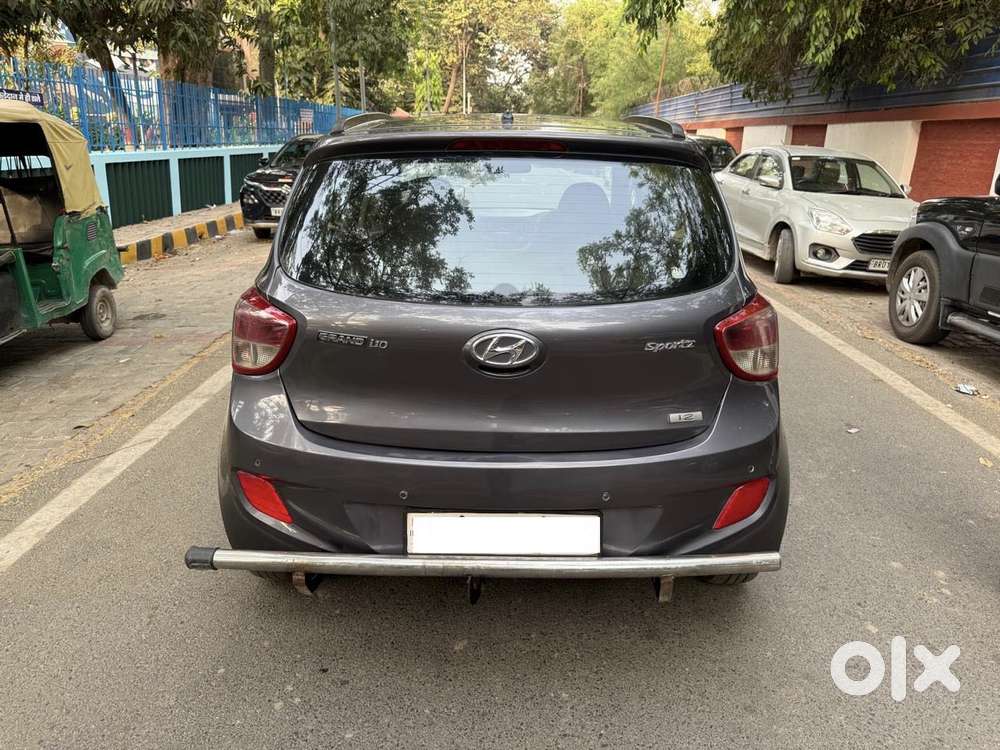Hyundai Grand I10 Sportz, 2016, Petrol