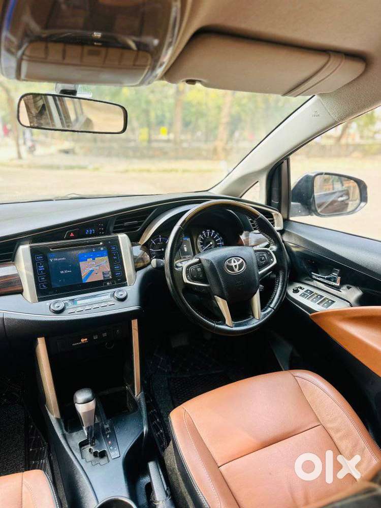 Toyota Innova Crysta 2.8 Zx At, 2017, Diesel